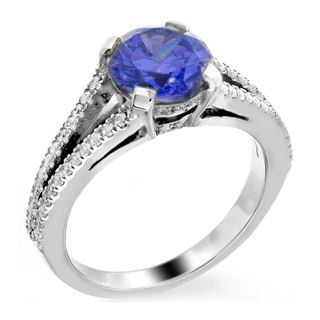 Picture of Split shank round center diamonds on the head