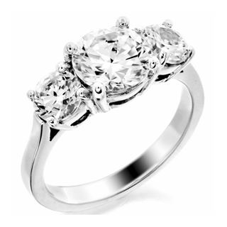 Picture of Three stone ring round stones basket style 2