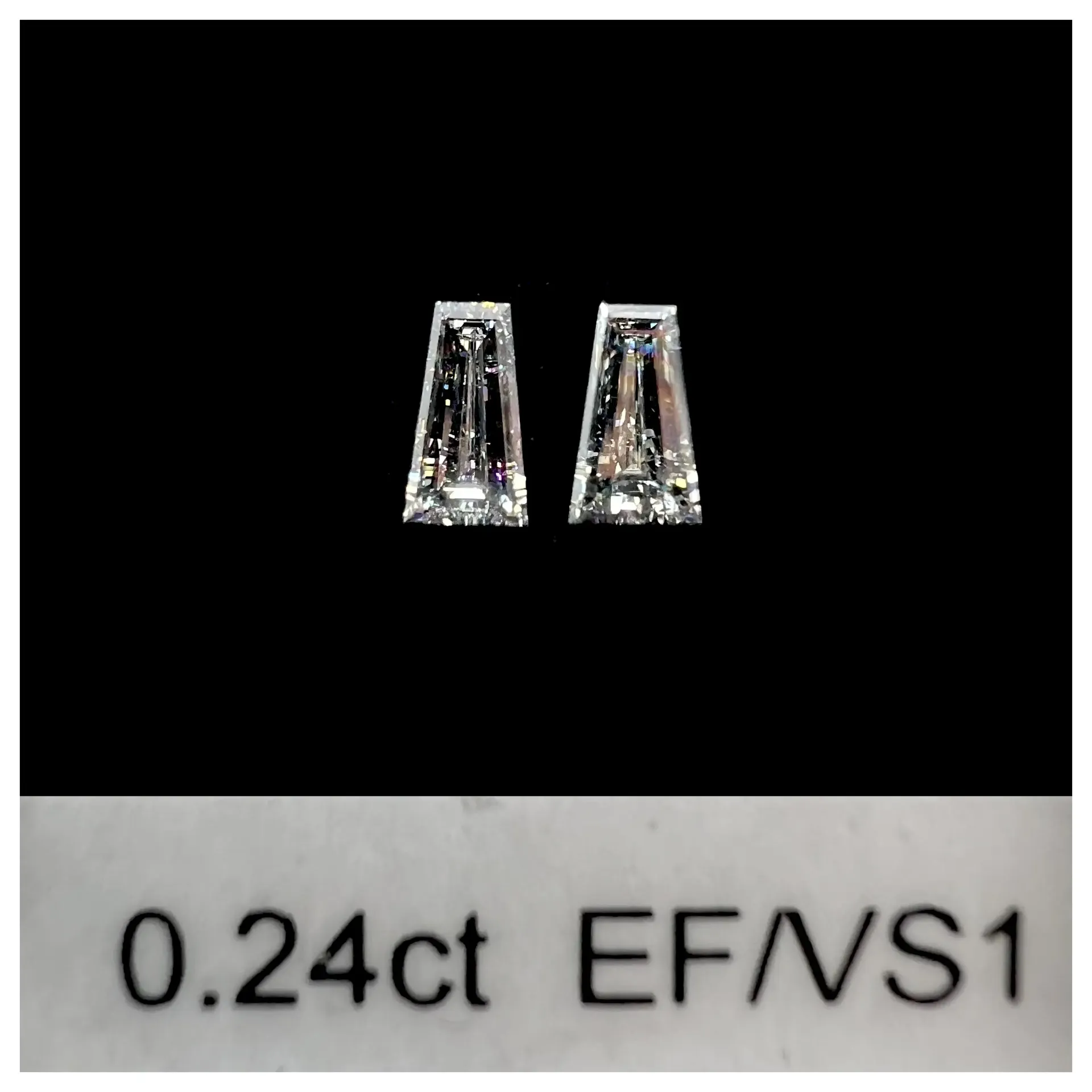 0.24ct matched pair taper baguettes