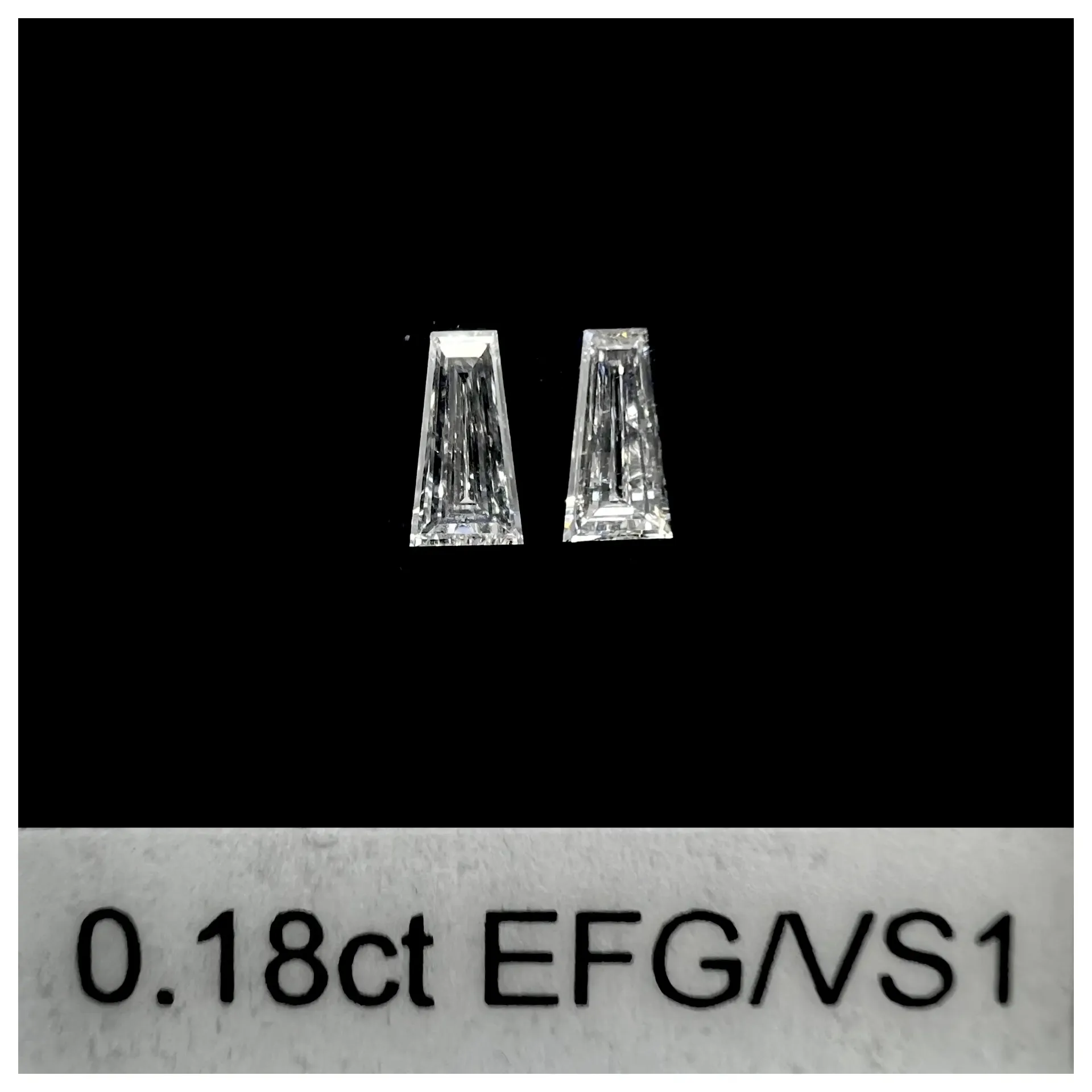 0.18ct matched pair taper baguettes