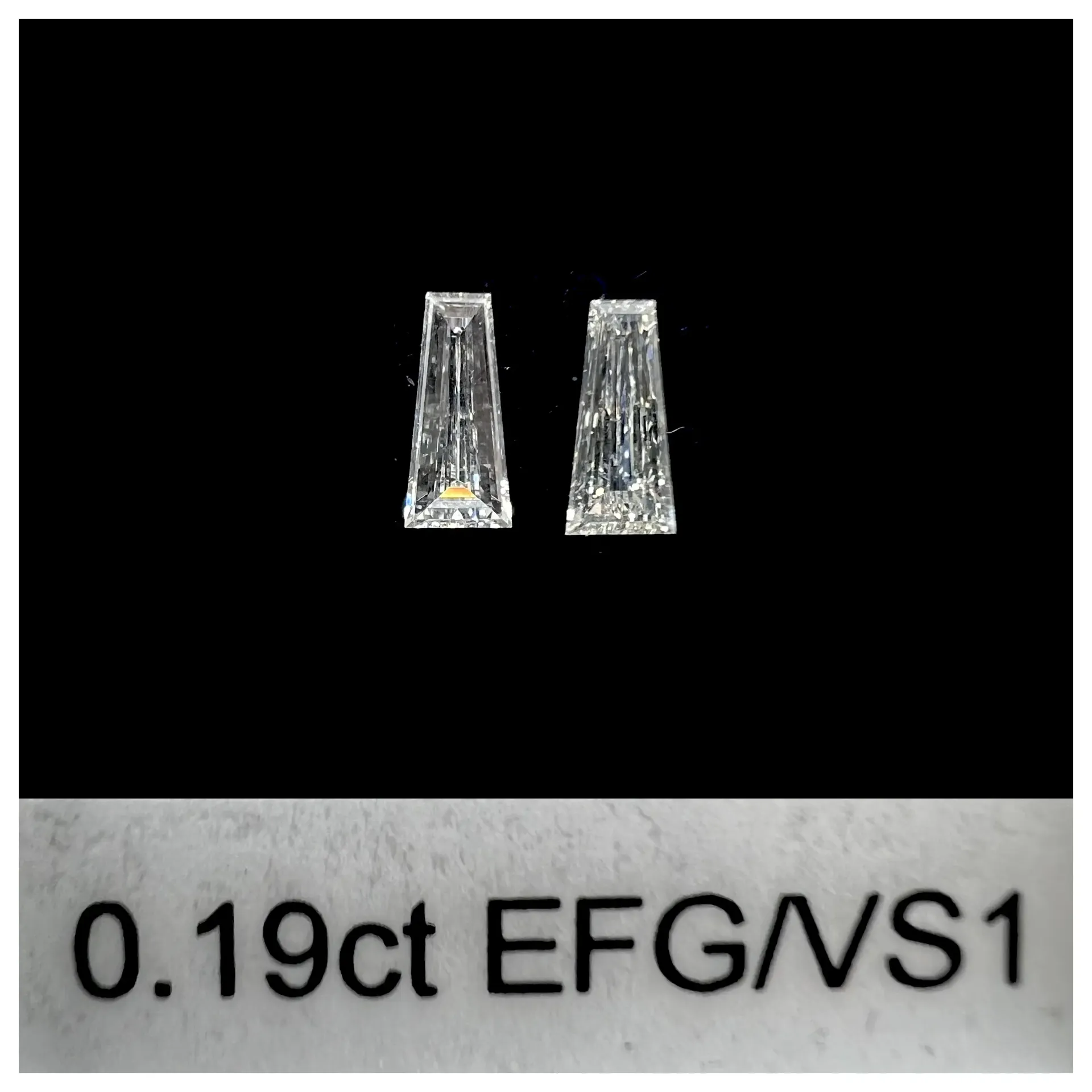 0.19ct matched pair taper baguettes