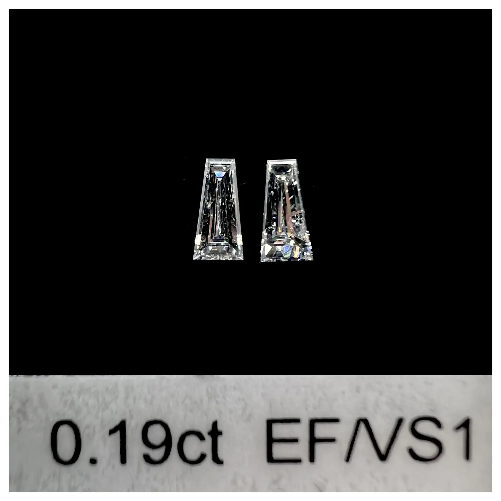 0.19ct matched pair taper baguettes