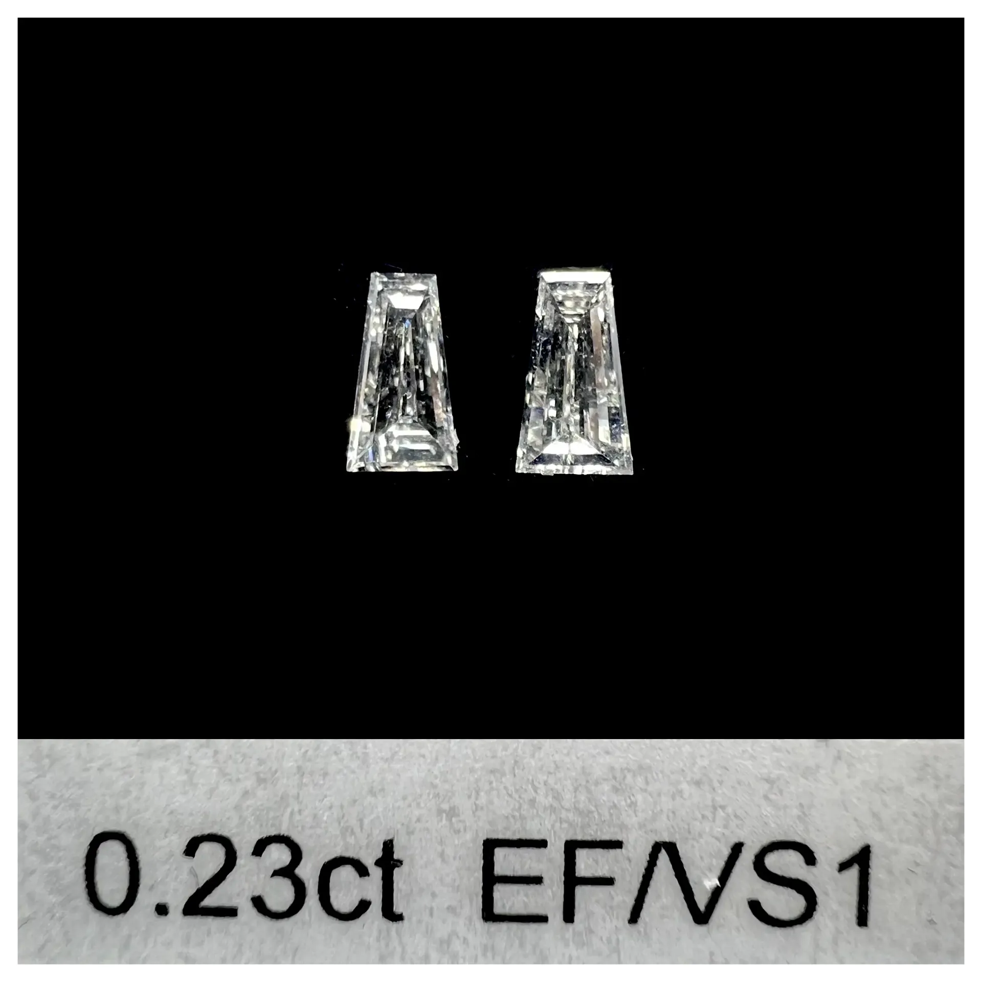 0.23ct matched pair taper baguettes