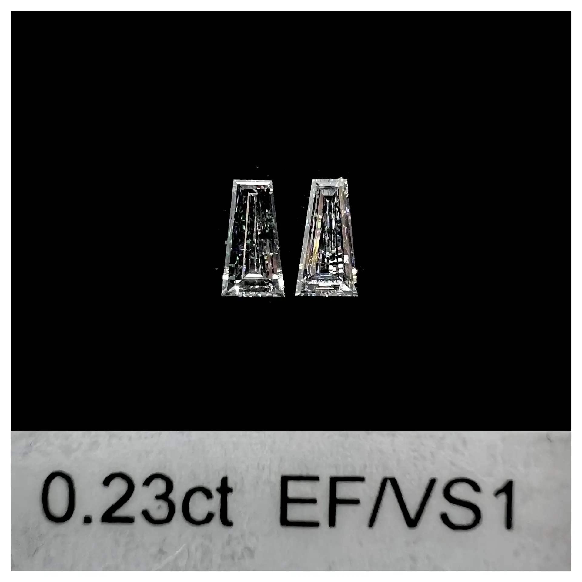 0.23ct matched pair taper baguettes