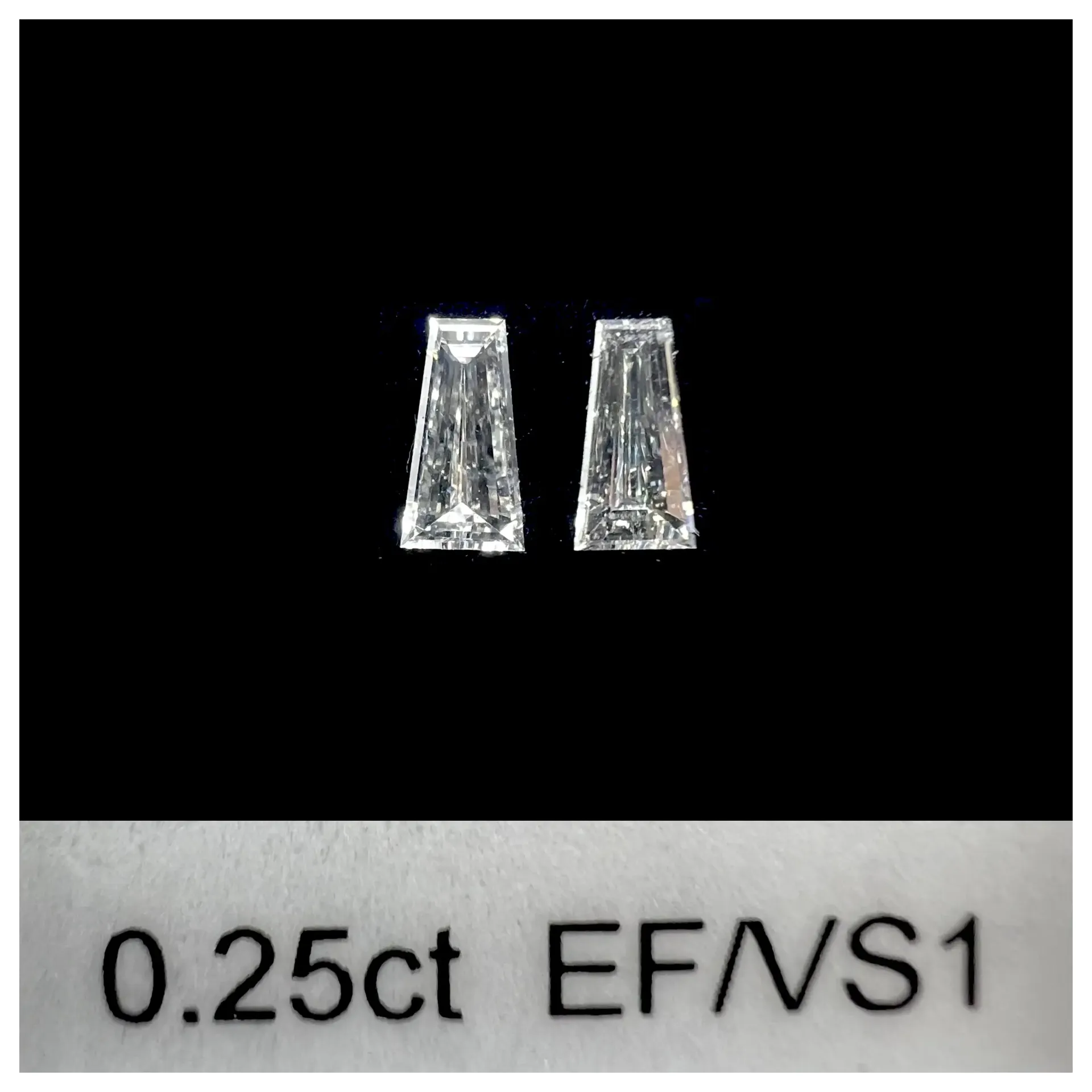 0.25ct matched pair taper baguettes