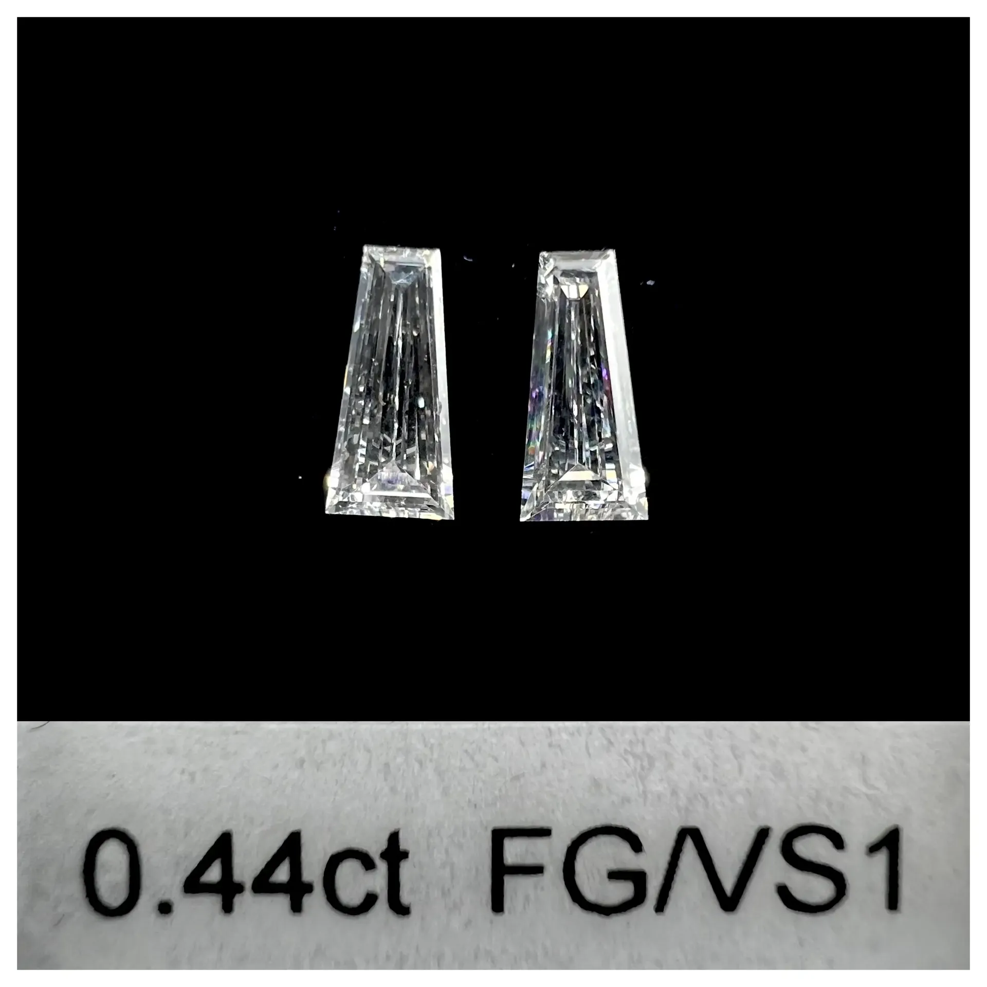 0.44ct matched pair taper baguettes