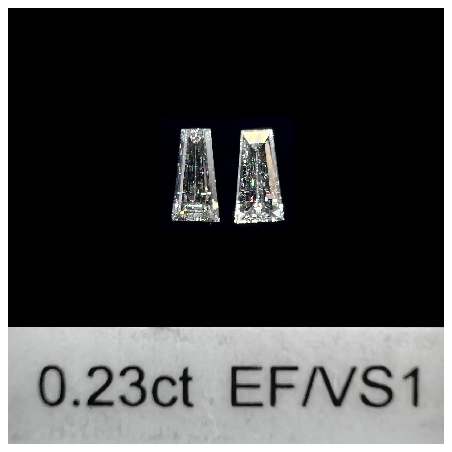 0.23ct matched pair taper baguettes