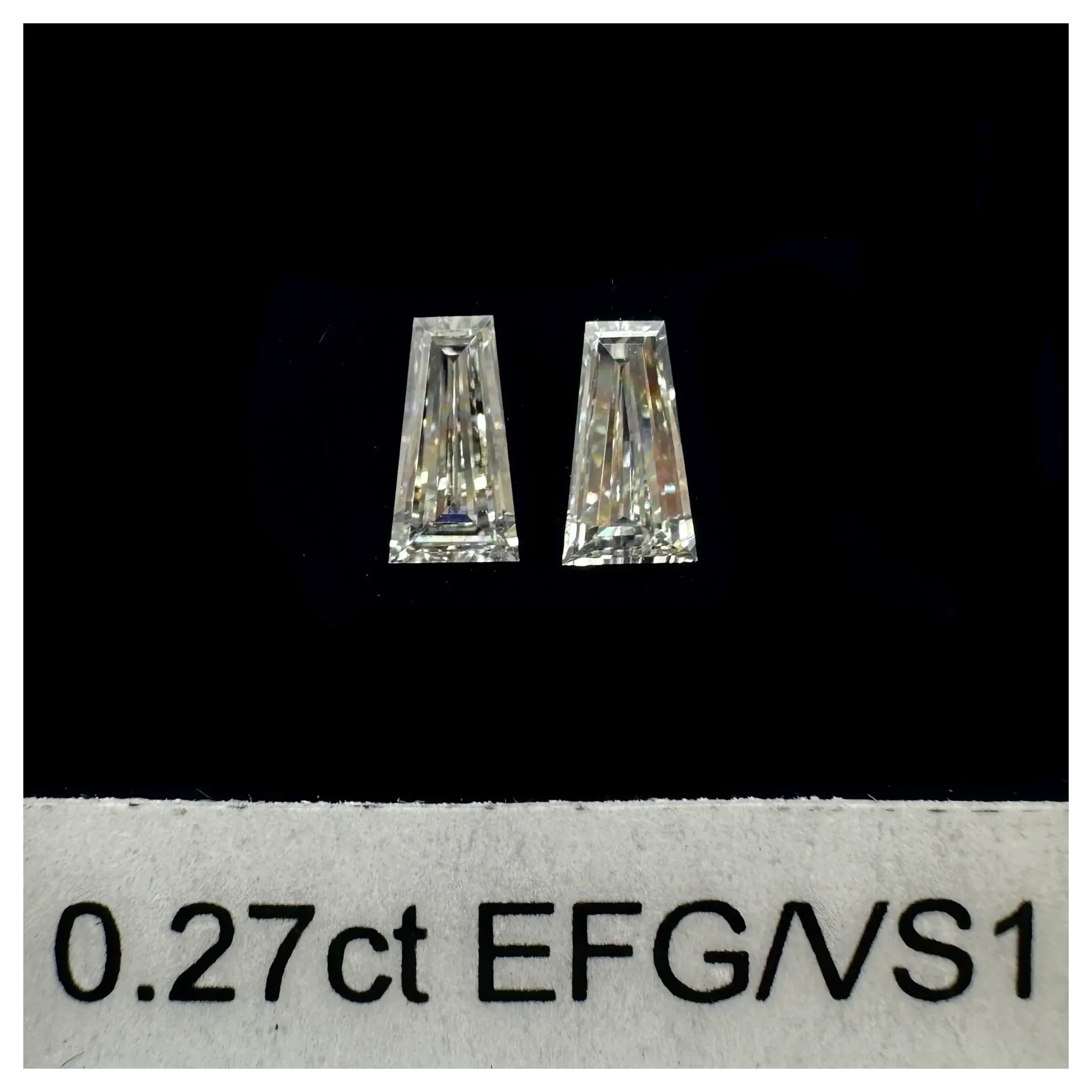 0.27ct matched pair taper baguettes