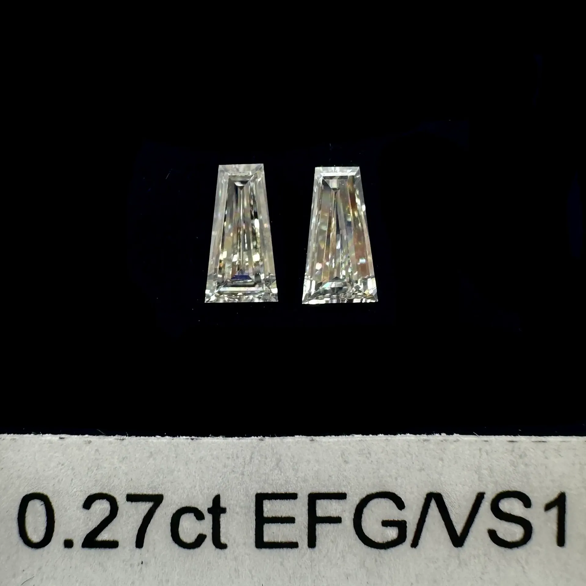 0.27ct matched pair taper baguettes