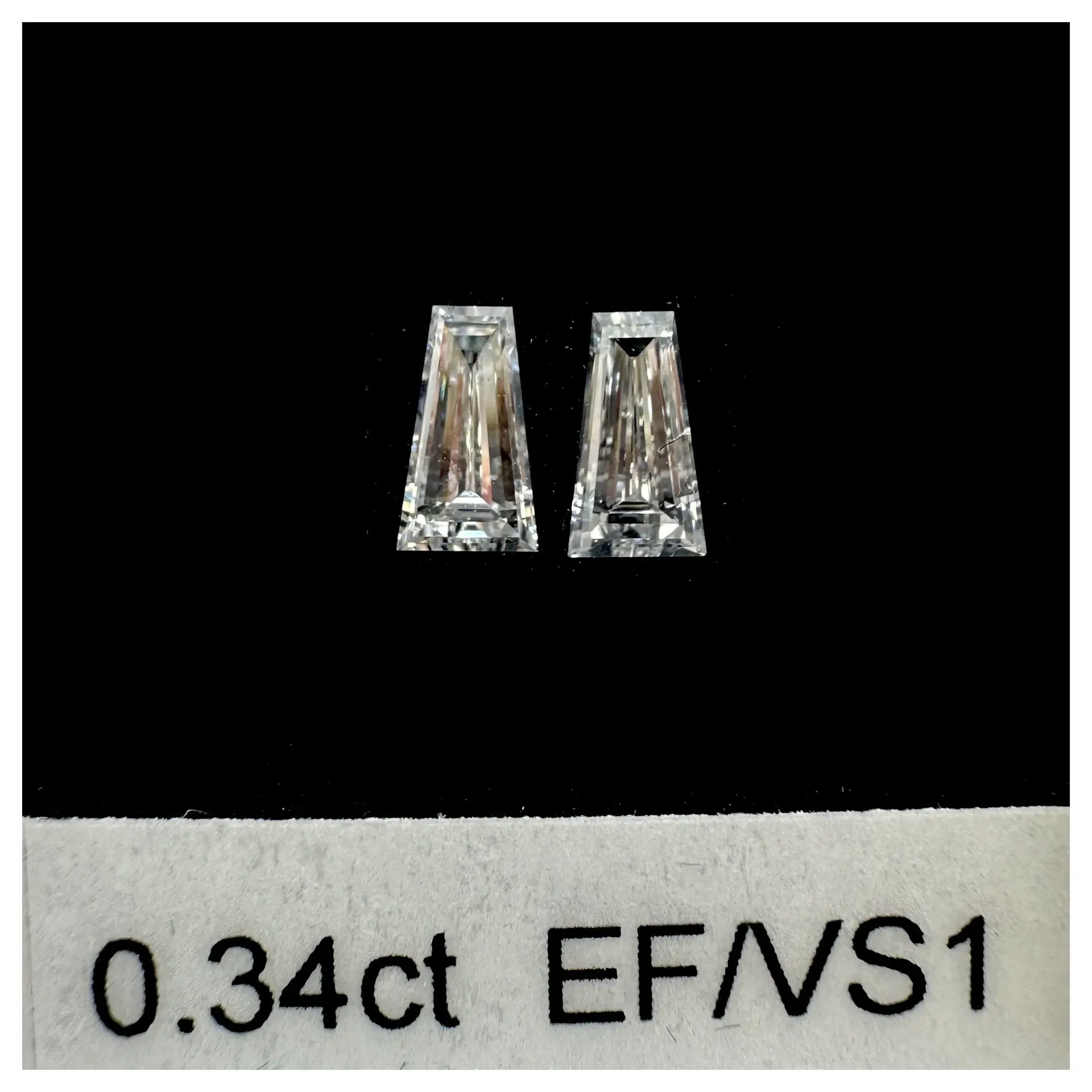 0.34ct matched pair taper baguettes