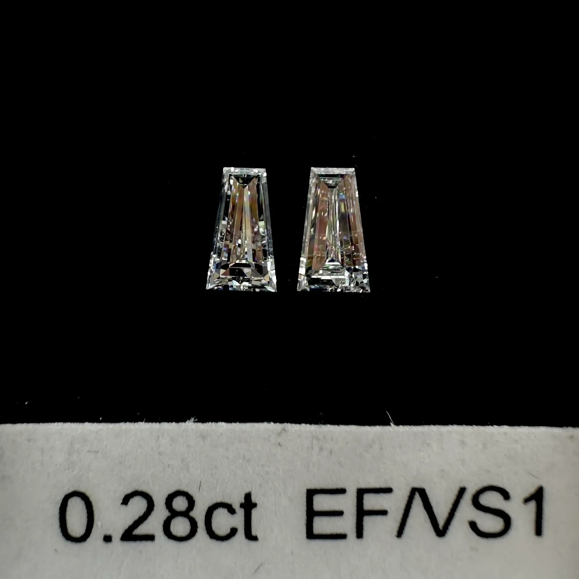 0.28ct matched pair taper baguettes