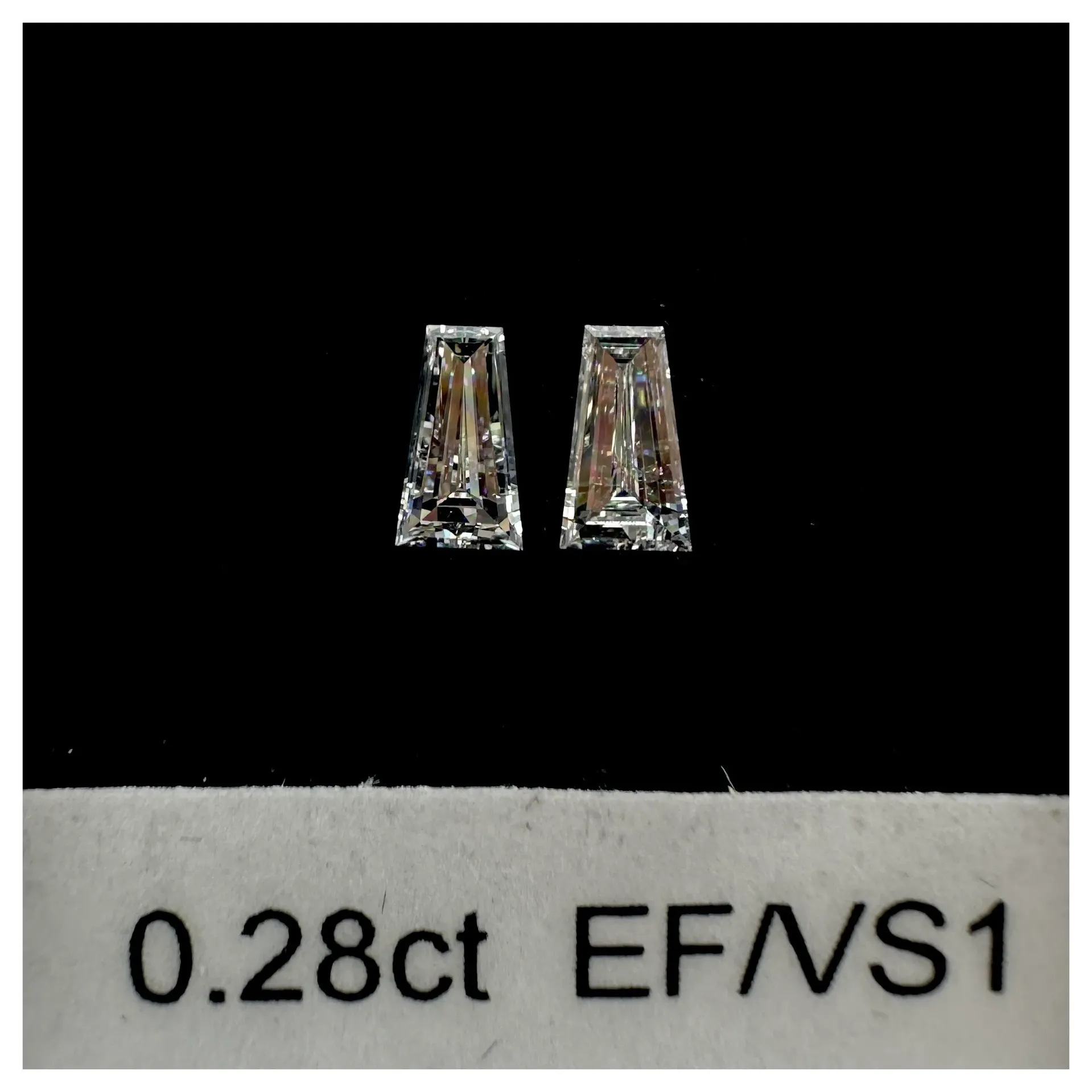 0.28ct matched pair taper baguettes