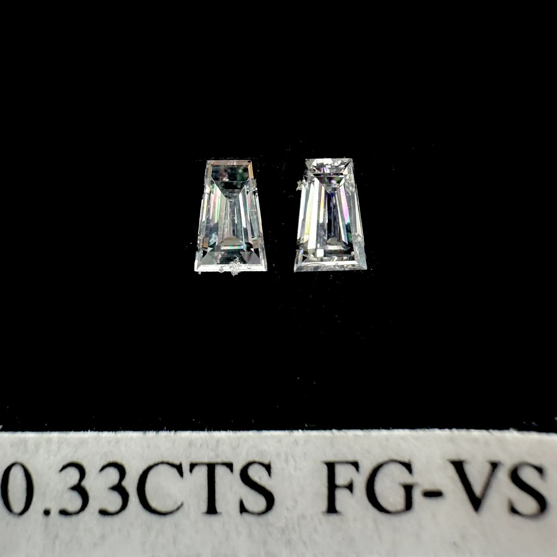 0.33ct matched pair taper baguettes