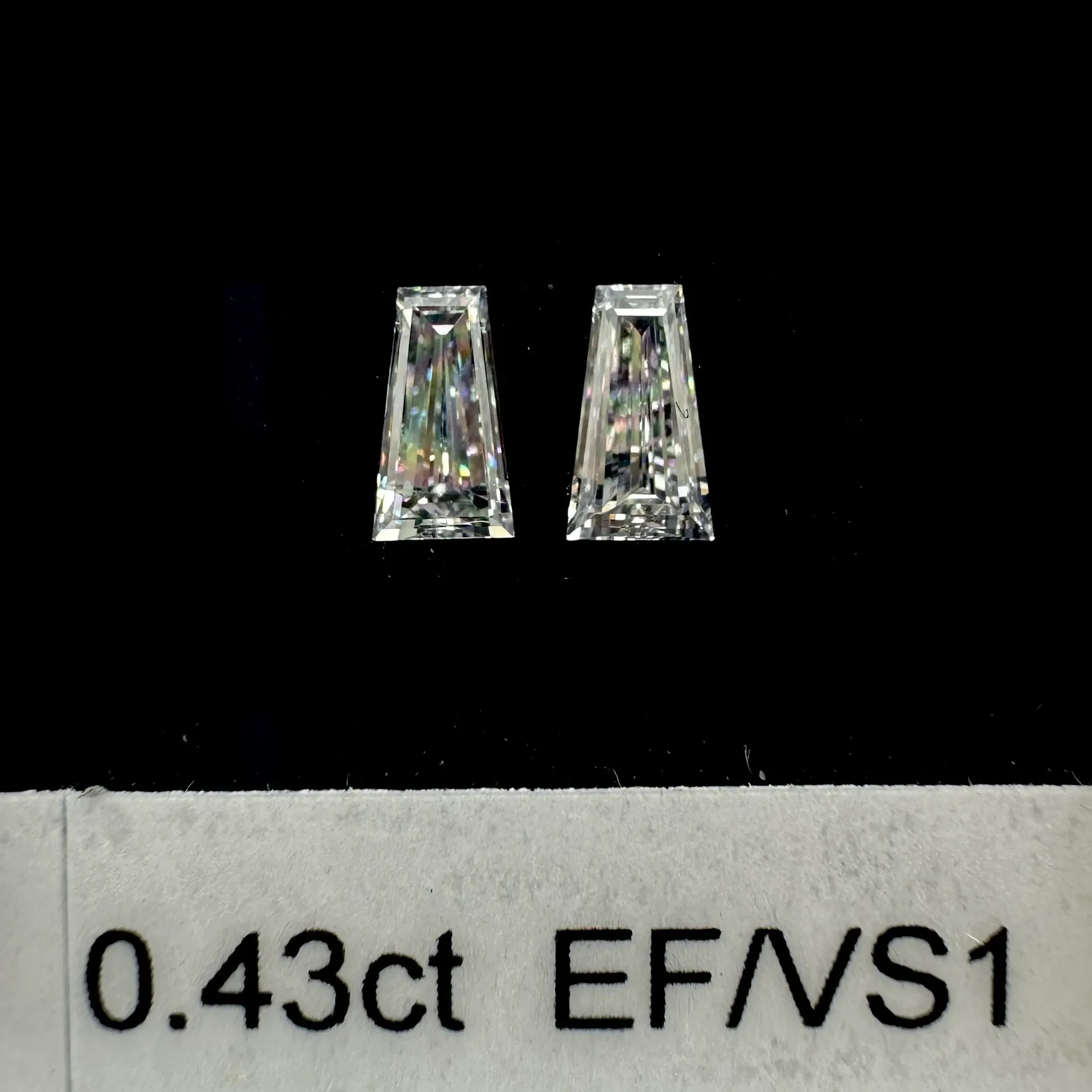 0.43ct matched pair taper baguettes