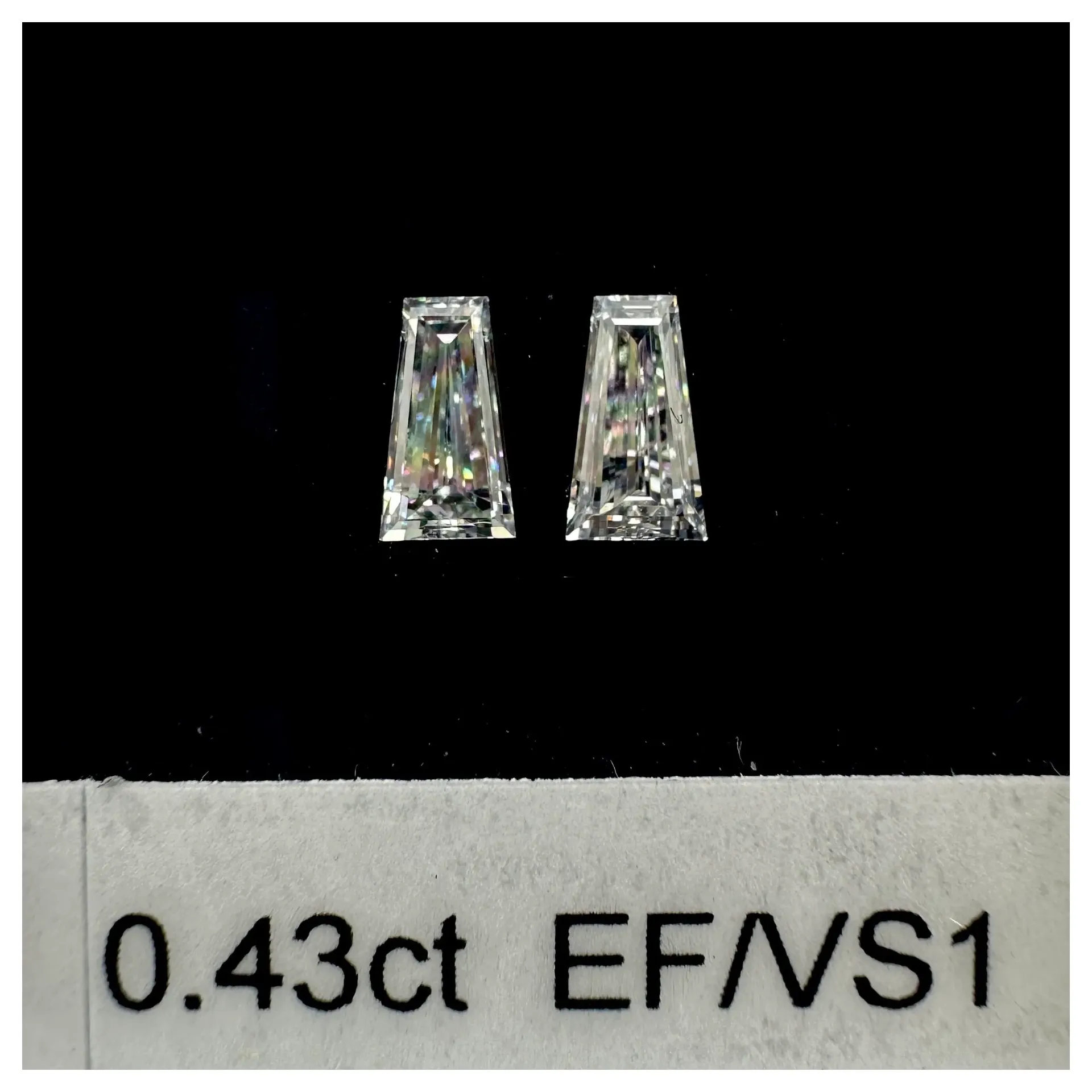 0.43ct matched pair taper baguettes