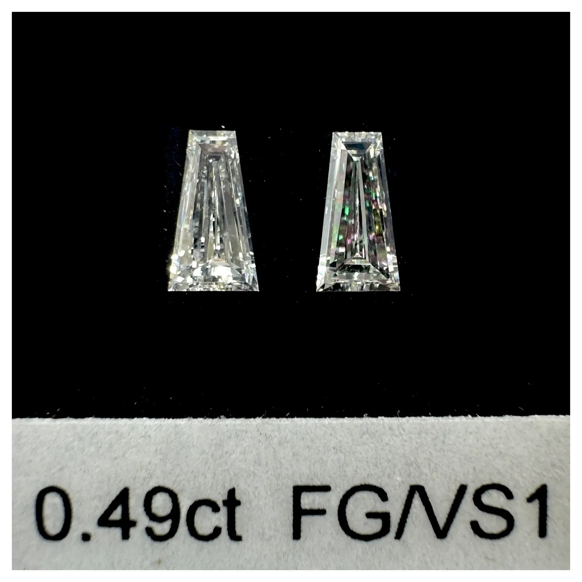 0.49ct matched pair taper baguettes