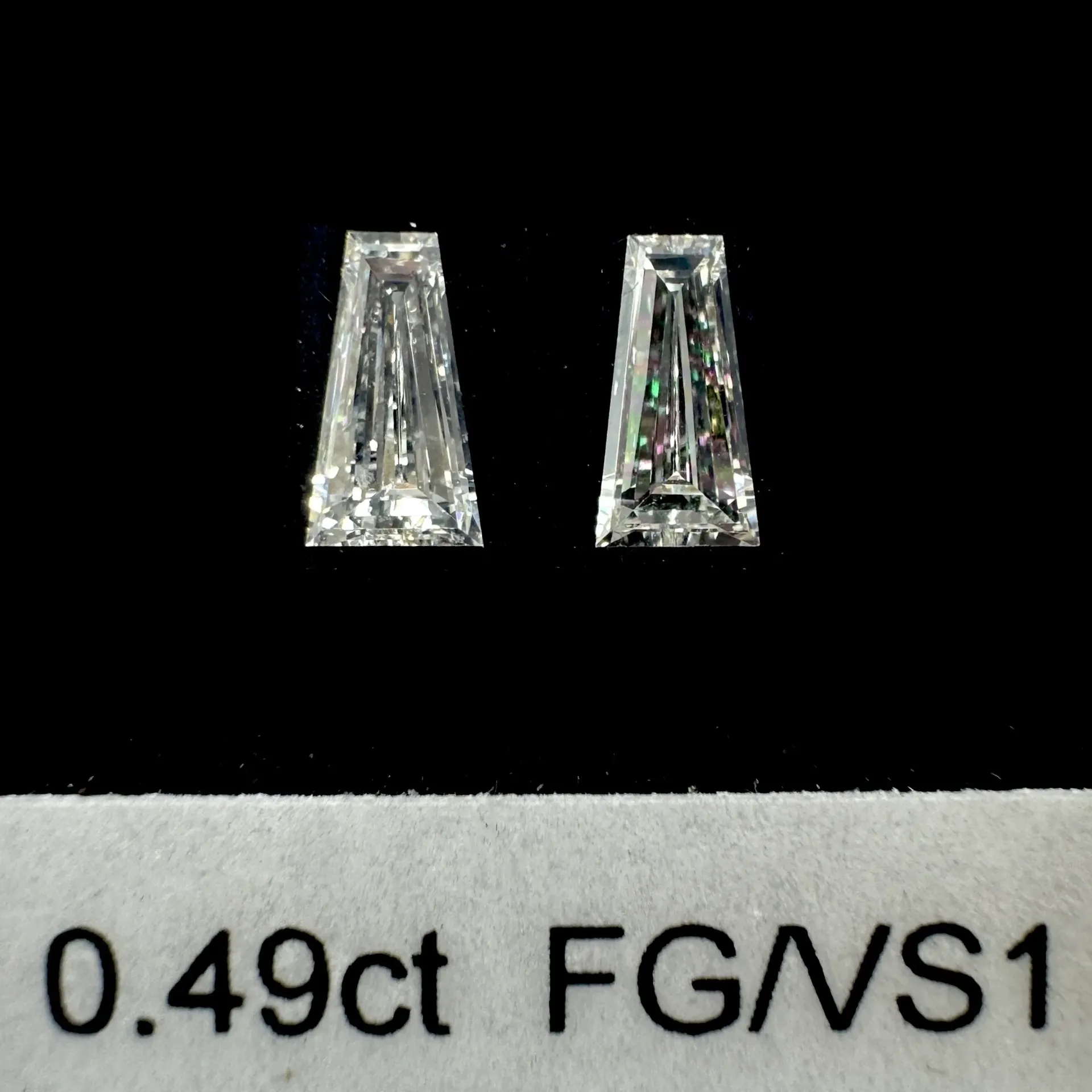 0.49ct matched pair taper baguettes