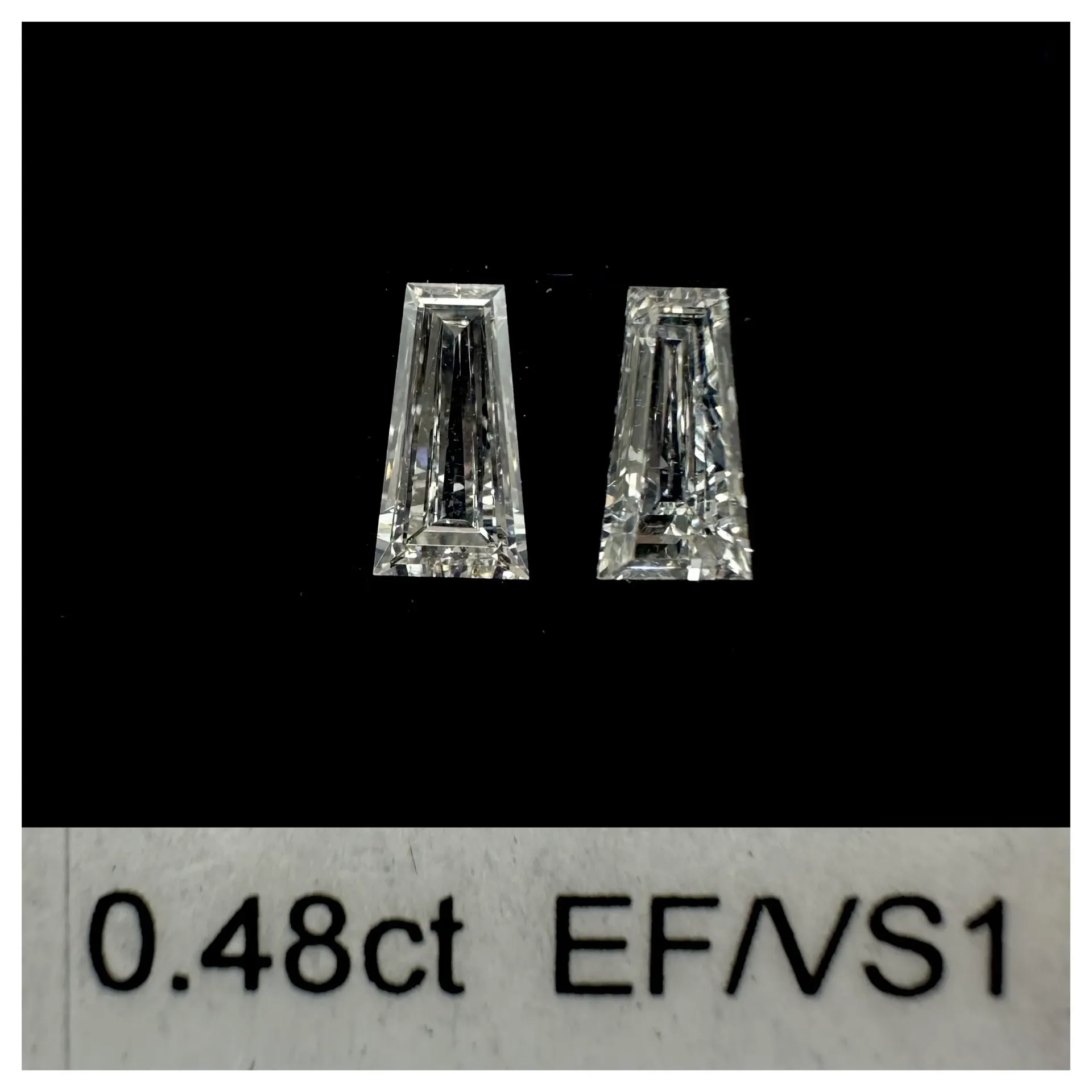 0.48ct matched pair taper baguettes