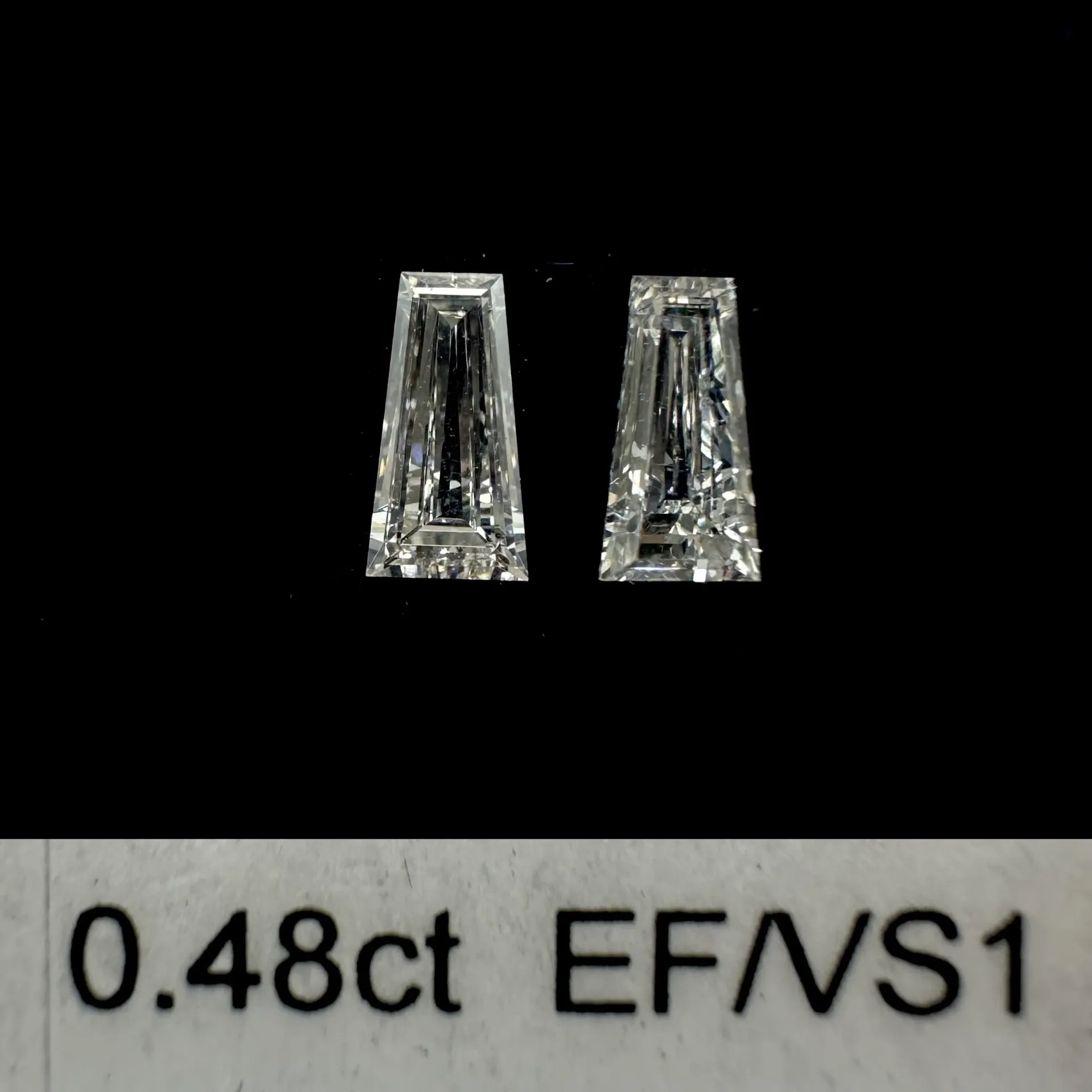 0.48ct matched pair taper baguettes