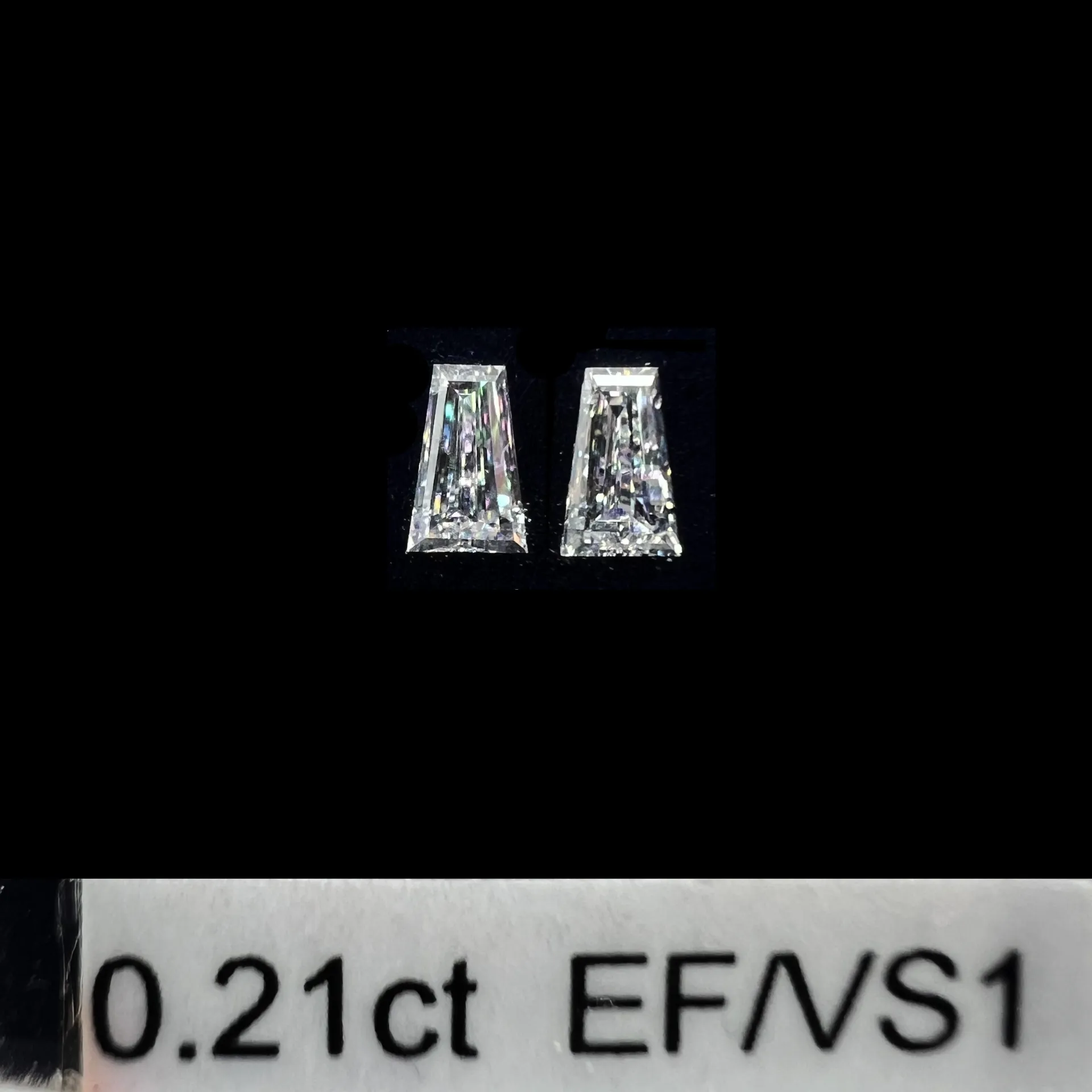 0.21ct matched pair taper baguette LAB
