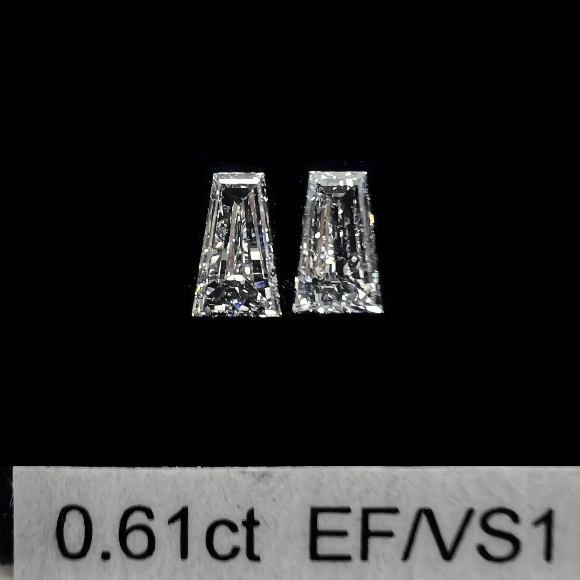 0.61ct matched pair taper baguette LAB
