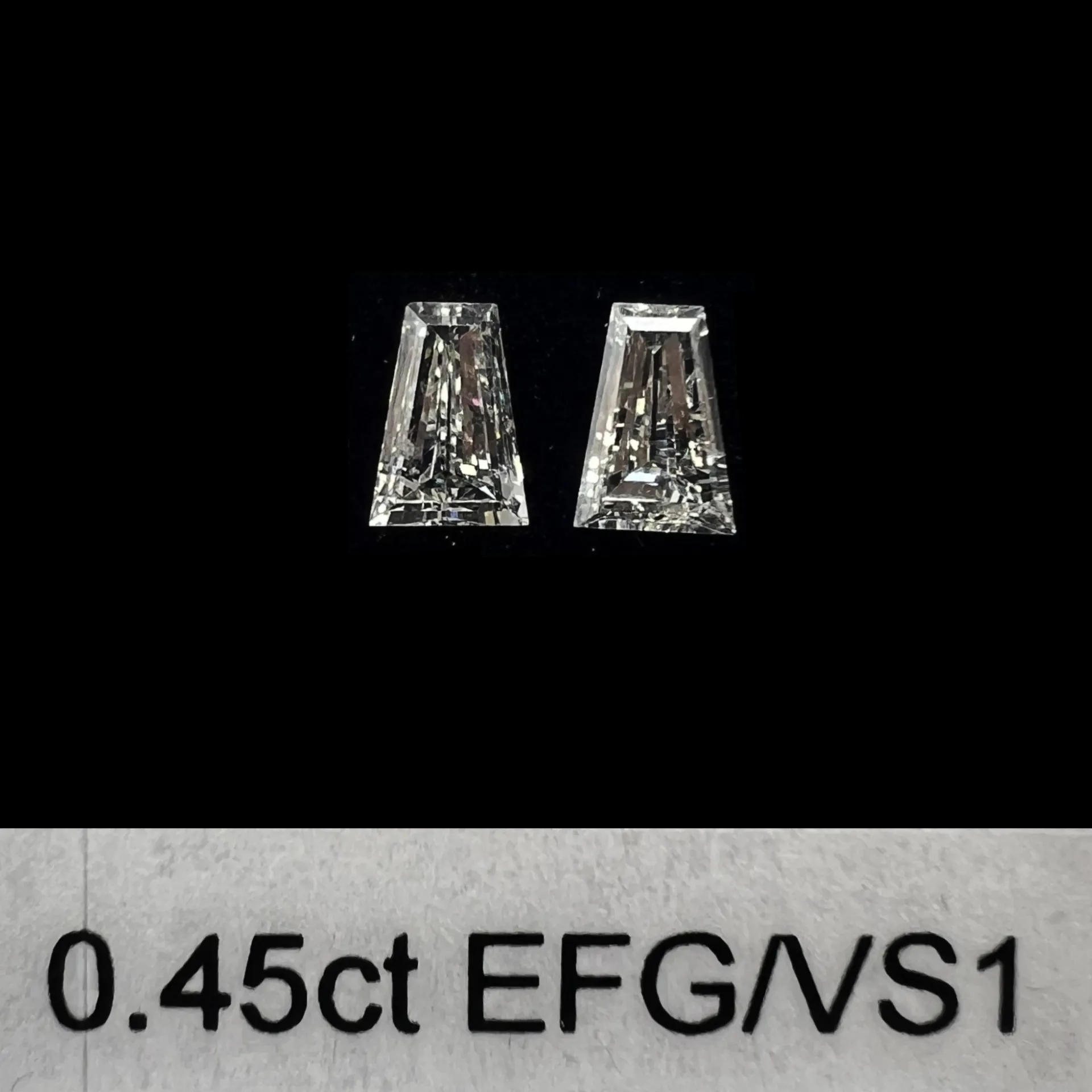 0.45ct matched pair taper baguette