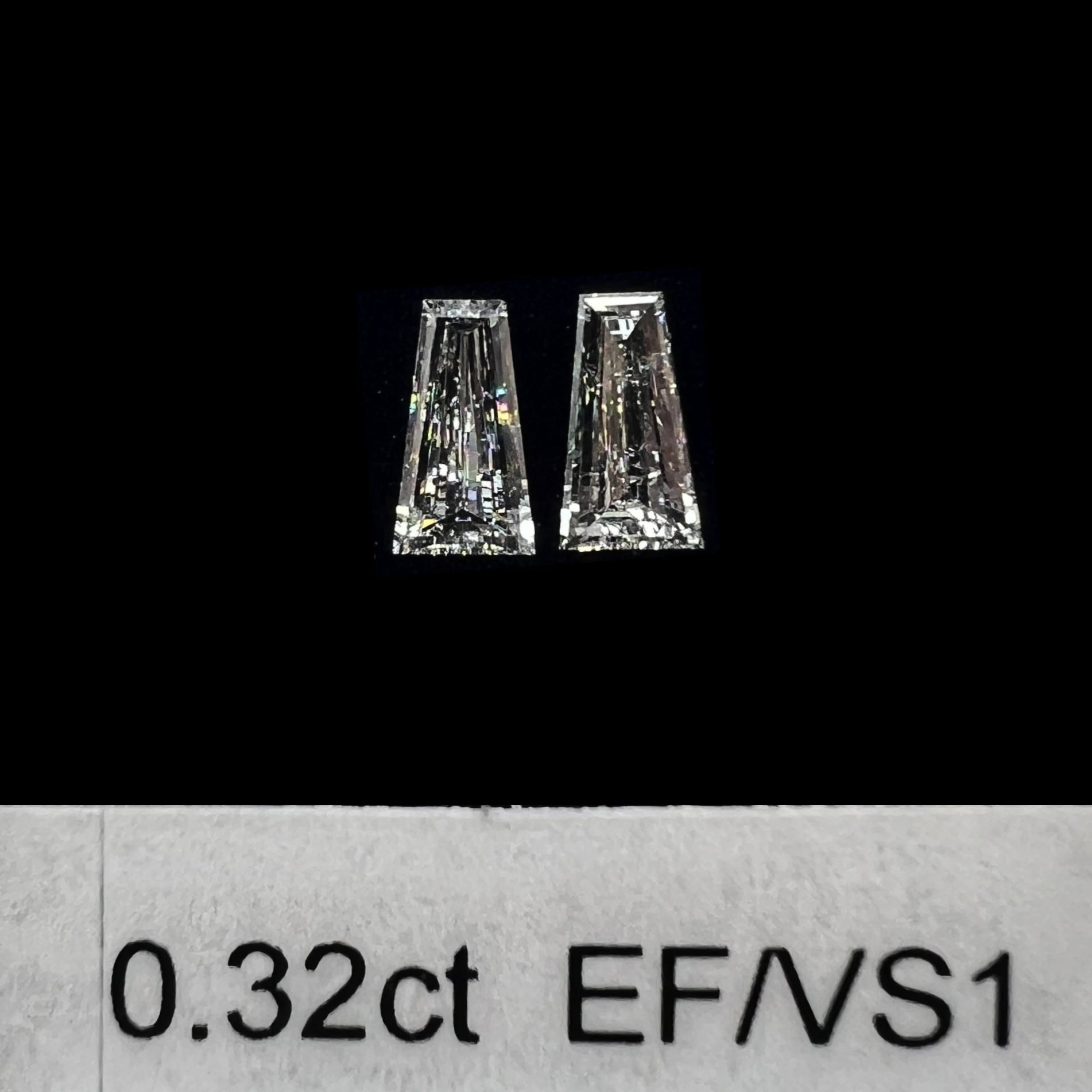 0.32ct matched pair taper baguette
